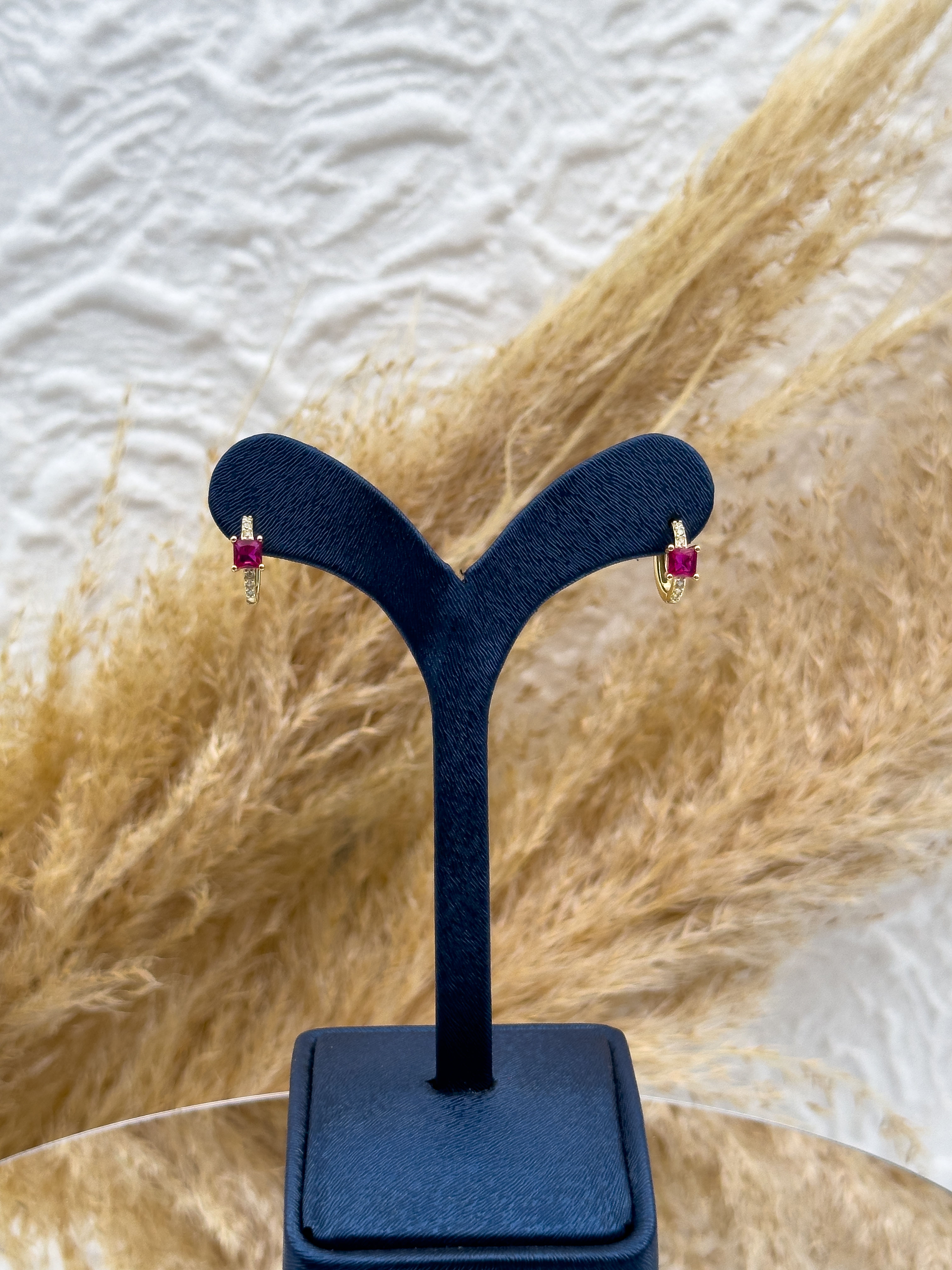 925 Ayar Gümüş Gold Renk Yakut Taşlı Halka Model Kız Çocuk Küpesi